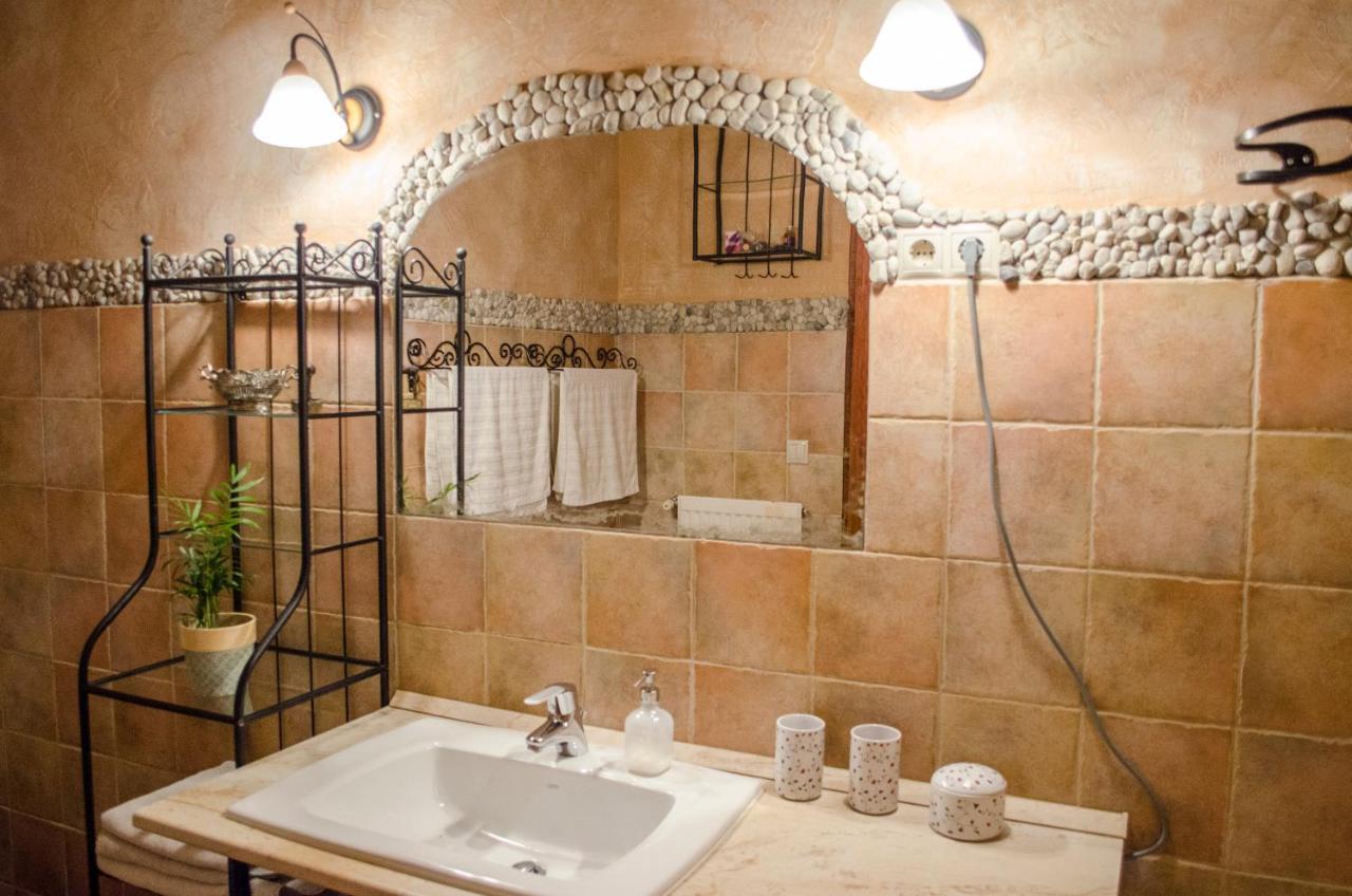 Kohaz Apartman Appartement Veszprém Buitenkant foto