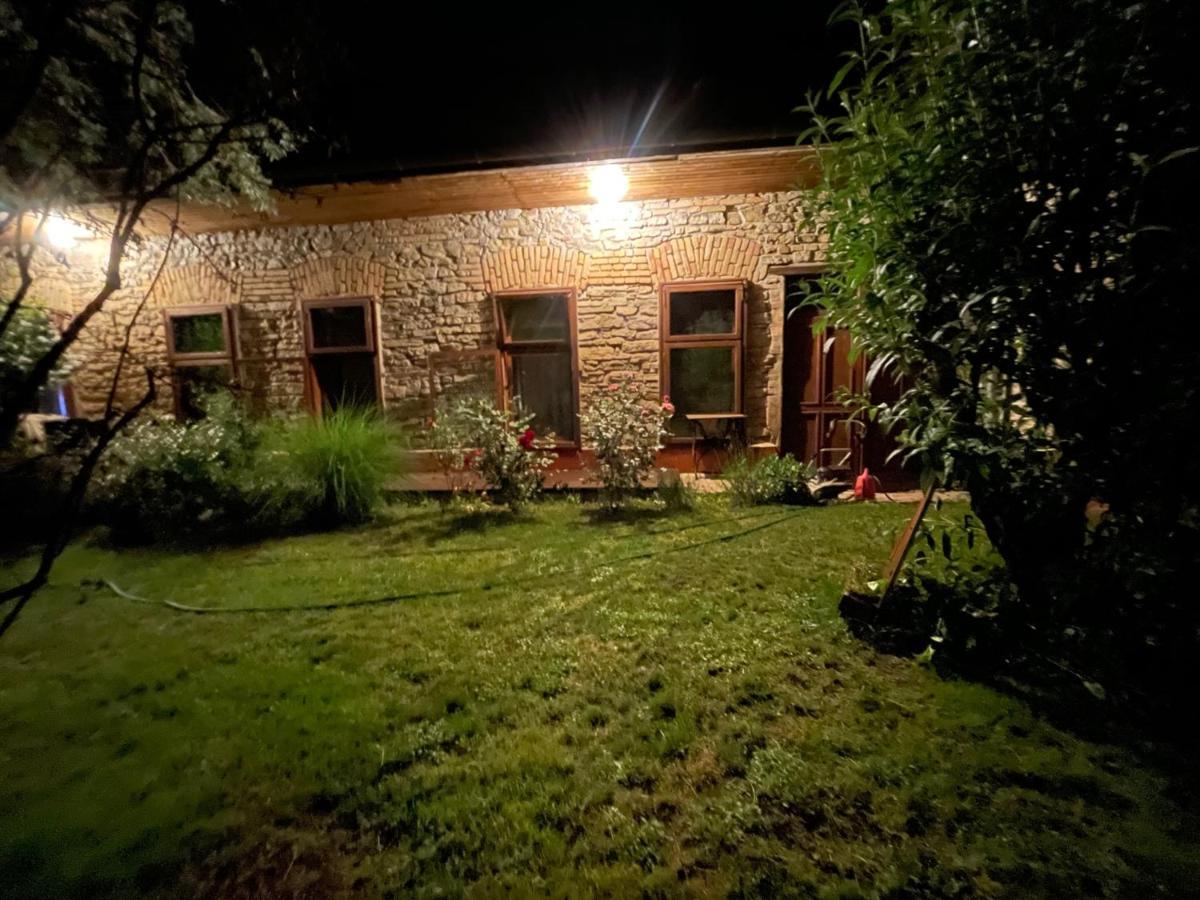 Kohaz Apartman Appartement Veszprém Buitenkant foto